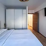 Coresi 브라쇼브