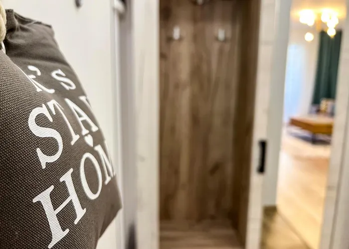 Апартаменти Coresi *